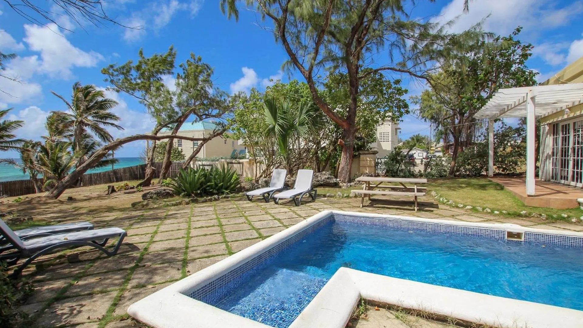 Prázdninový dům Inch By Inch Home Christ Church Barbados